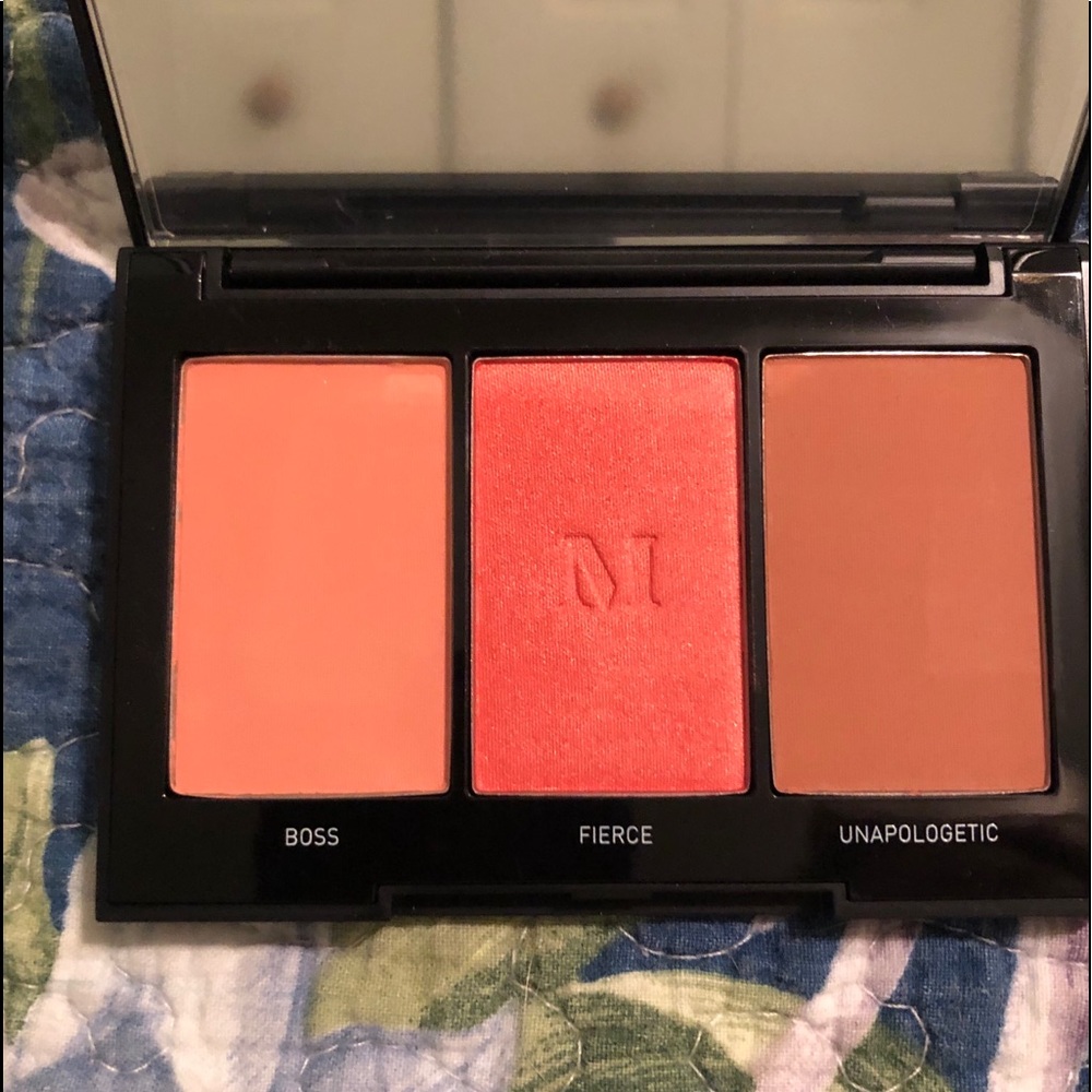 New Morphe Blushing Babes Blush Trio Pop of Coral